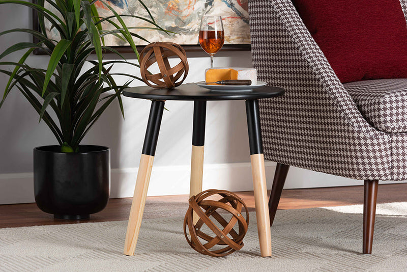 Draven Two-Tone Black and Oak Brown Coffee Table Baxton