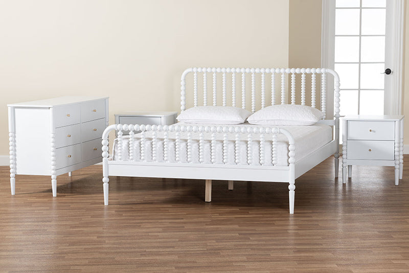 Laverne White Queen Size 4Pc Bobbin Bedroom Set Baxton