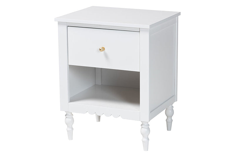 Ygritte Modern White Wood 4Pc Full Bedroom Set with Scalloped Edges Baxton
