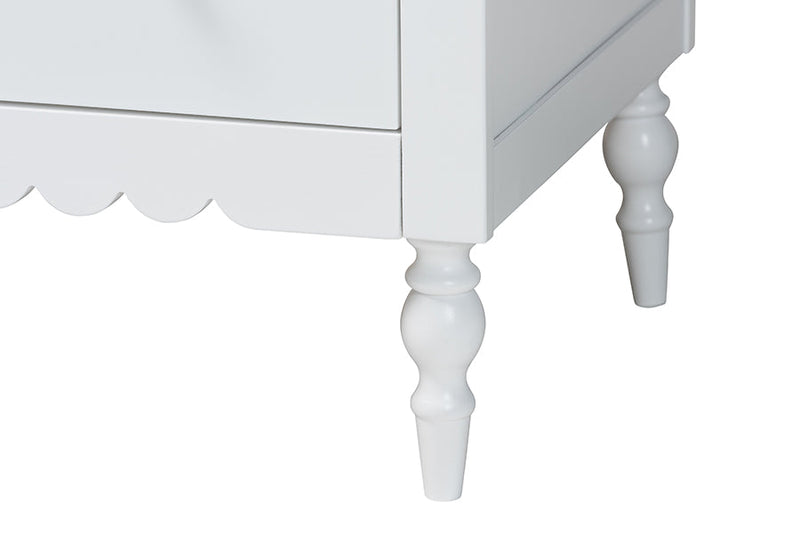 Ygritte Modern White Wood 4Pc Full Bedroom Set with Scalloped Edges Baxton