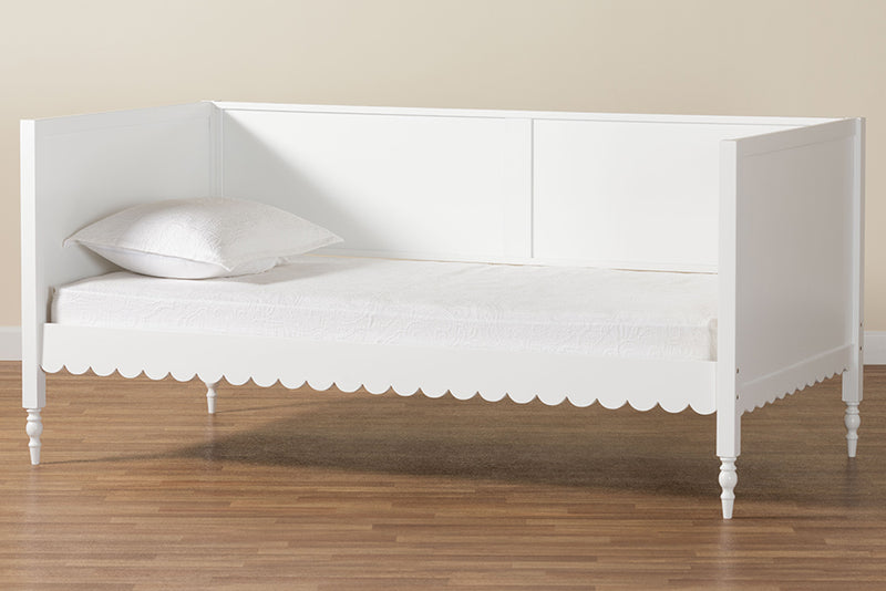 Ygritte Modern White Wood Twin Daybed with Scalloped Edges