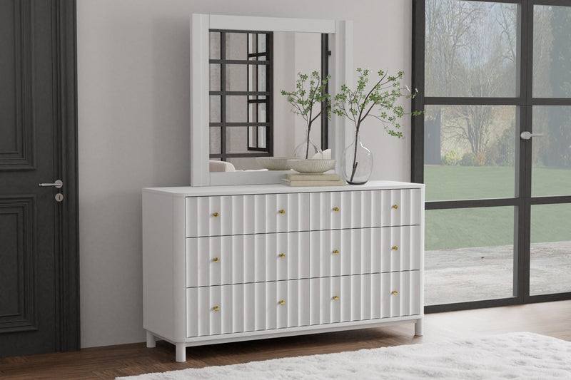 Daylan Mirror, White Alpine