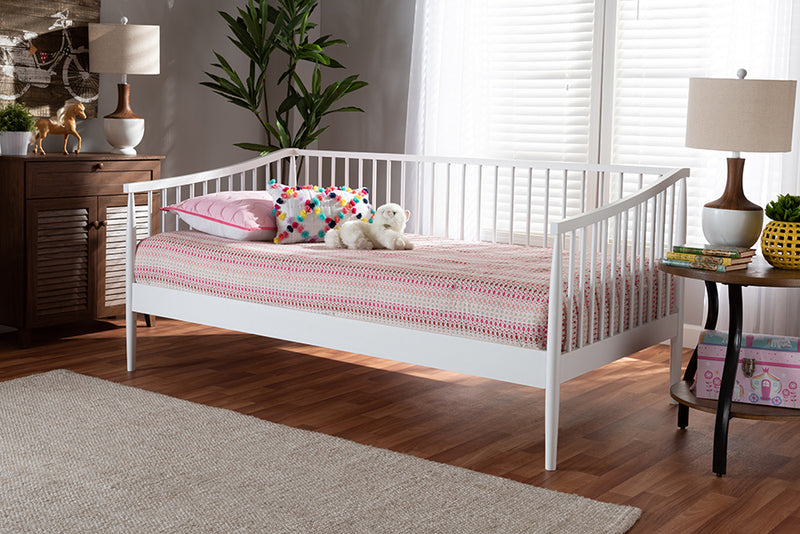 Ardon Classic and Traditional White Finished Wood Twin Size Spindle Daybed 