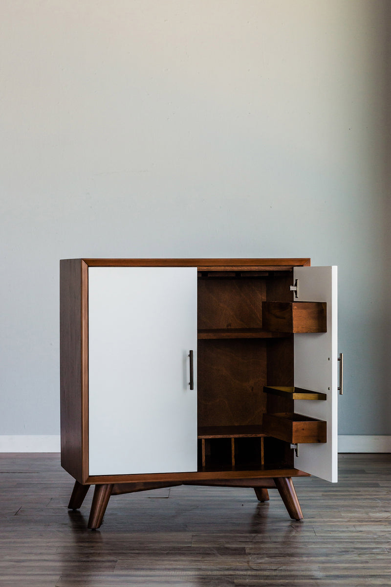 Melbourne Small Bar Cabinet, Acorn/White