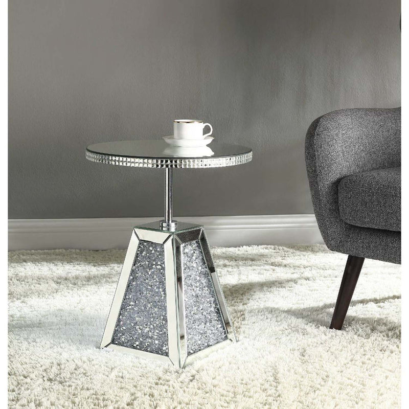 Noralie Round Accent Table, Mirrored & Faux Diamonds Acme