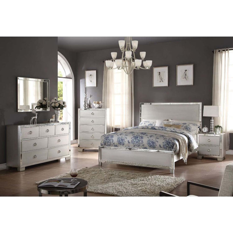 Voeville II Queen Bed, Platinum Finish Acme