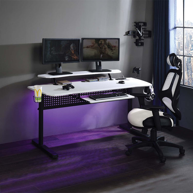 Vildre Gaming Desk w/USB, Black & White Finish Acme