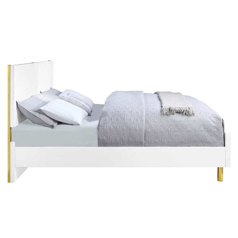 Gaines King Bed, White High Gloss Finish Acme