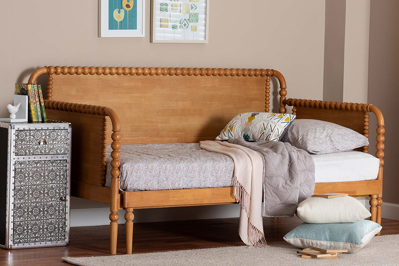 Laverne Bobbin Twin-To-King Expandable Daybed, Oak Brown