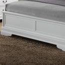 LouisPhillipe Full Bed w/Sleigh Headboard, White