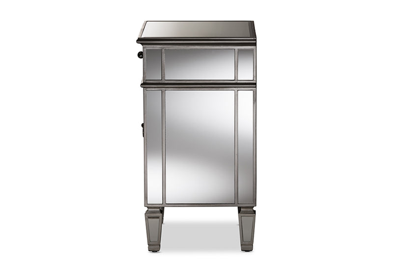 Tarun Hollywood Regency Glamour Style Mirrored End Table