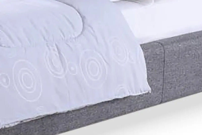 Hillary Grey Fabric Platform Bed w/Horizontal Line Tufted Headboard (Queen) iHome Studio