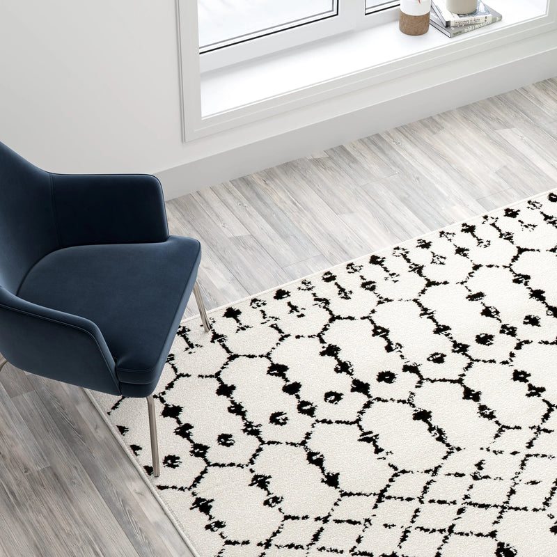 Olivia Collection Geometric Bohemian Low Pile Rug - 8' x 10' - Ivory/Black iHome Studio